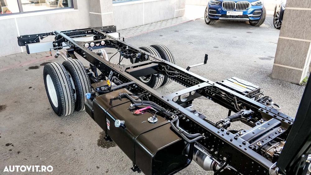 Isuzu M27 3.0 diesel - 8