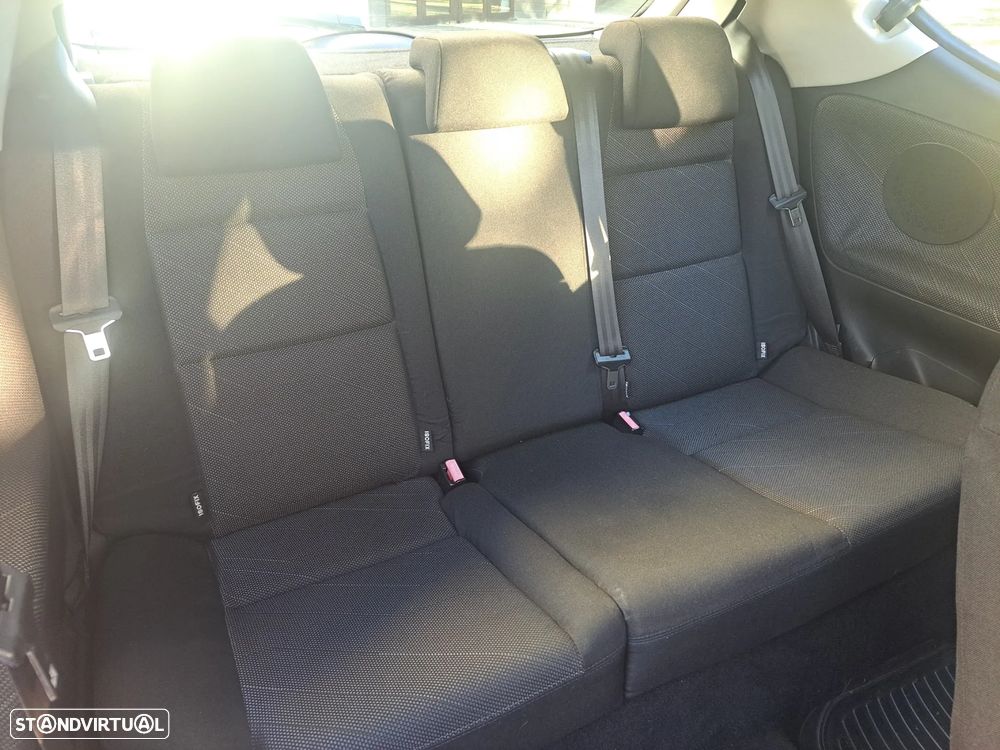 Peugeot 207 1.4 16V Sport - 24