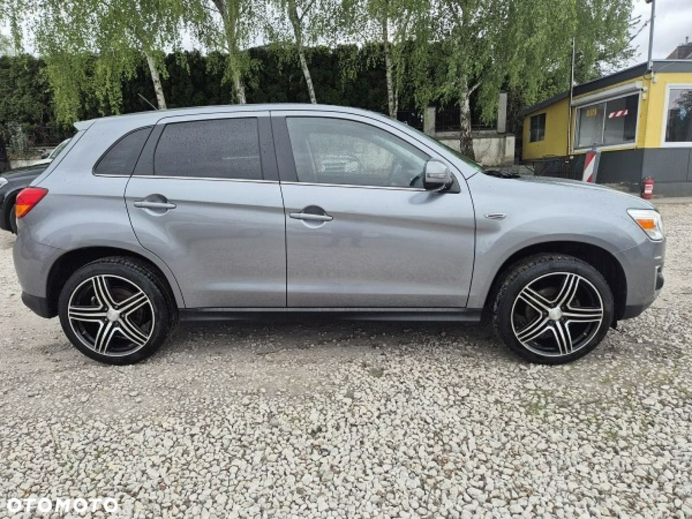 Mitsubishi ASX - 11