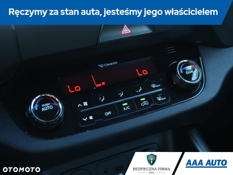 Kia Sportage - 16
