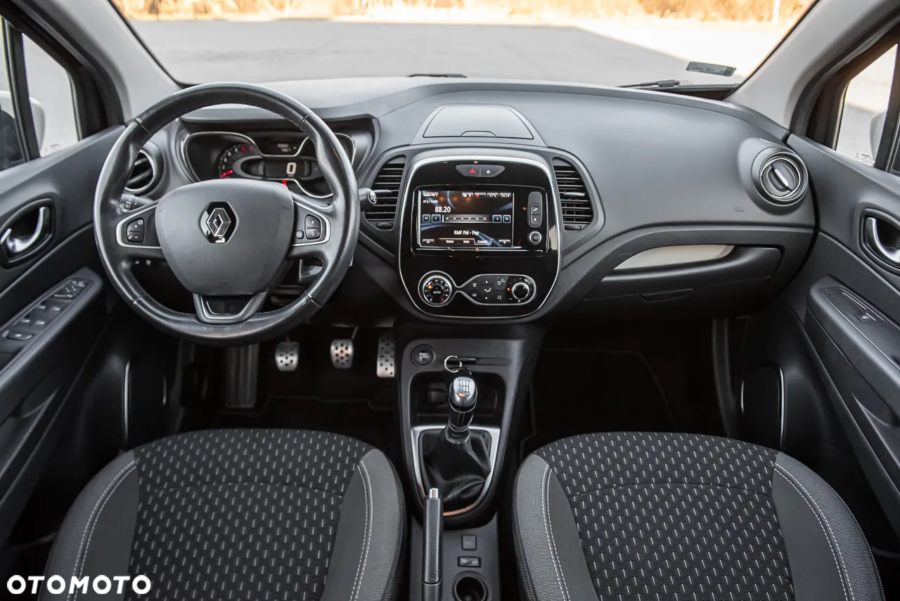 Renault Captur 1.2 Energy TCe Limited - 24