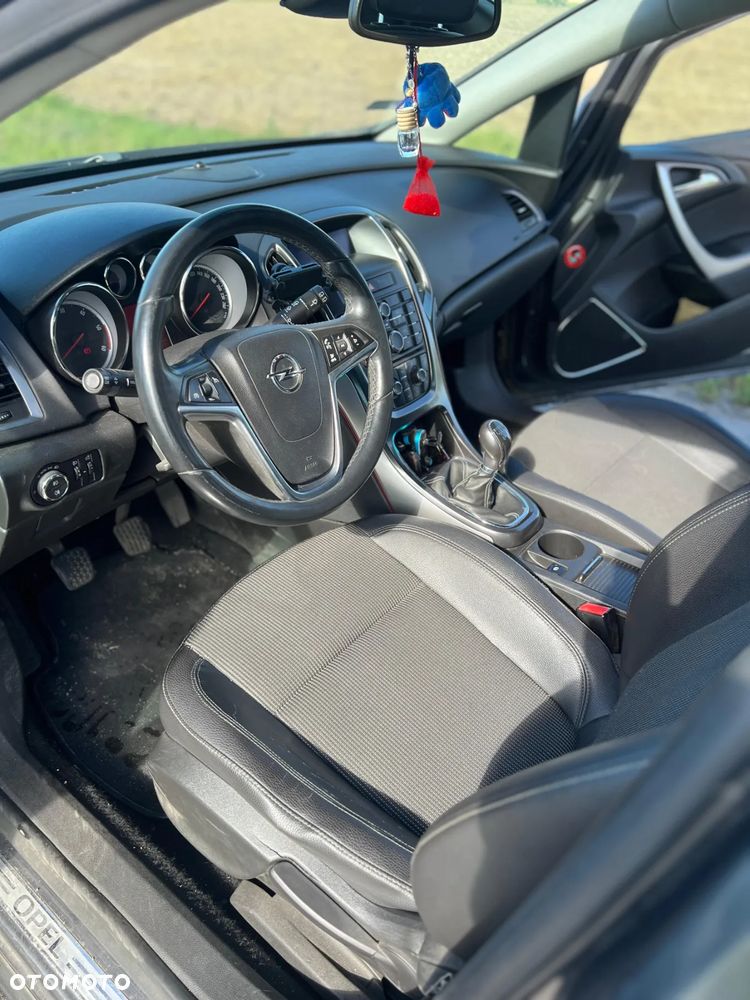 Opel Astra 1.7 CDTI DPF - 9