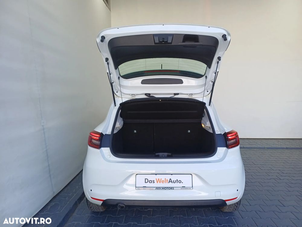 Renault Clio - 22