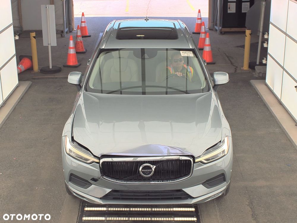 Volvo XC 60 T6 AWD Geartronic Momentum Pro - 30