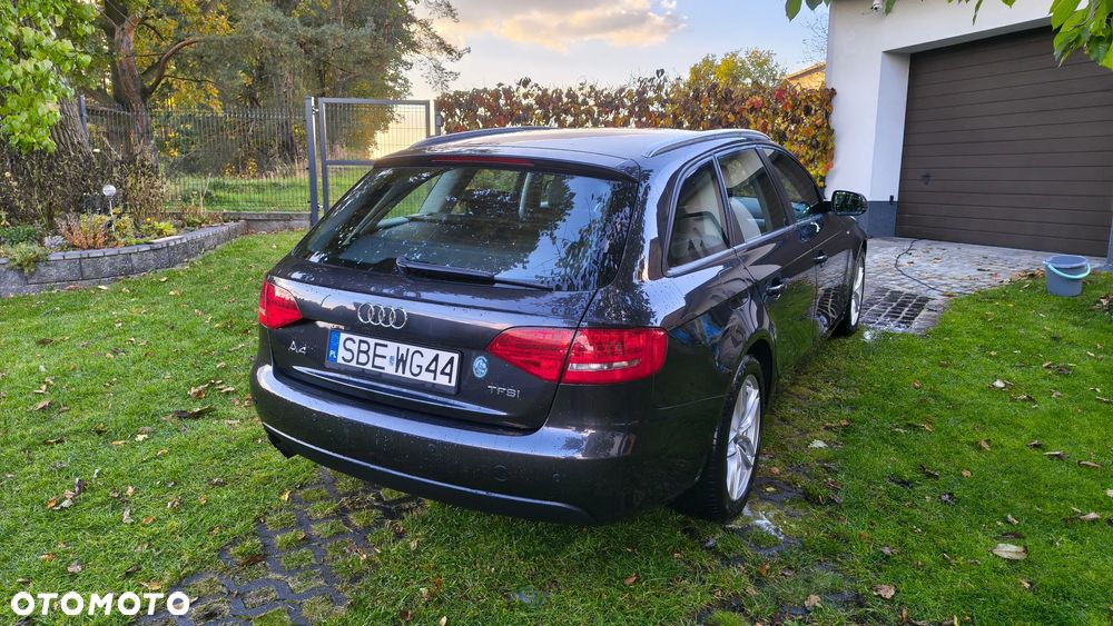 Audi A4 Avant 1.8 TFSI Ambiente - 2