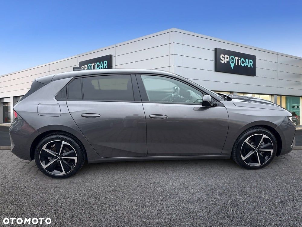 Opel Astra 1.2 T GS S&S - 4