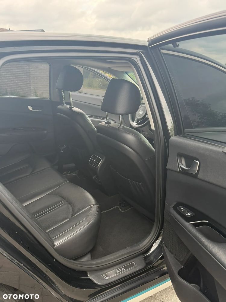 Kia Optima - 25