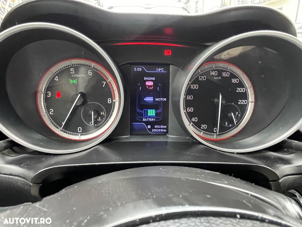 Suzuki Swift 1.2 Dualjet 12V MHEV Spirit - 5