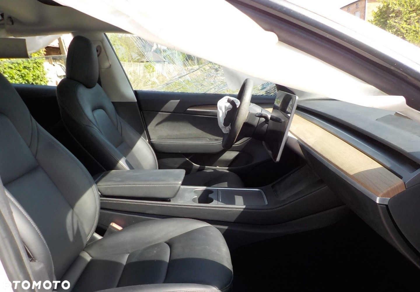 Tesla Model 3 - 17