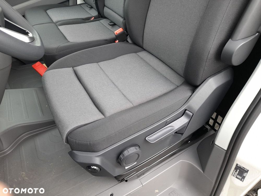 Volkswagen Crafter 35 furgon wysoki dach, 2,0 TDI 177KM, przedni, 6-bieg manualna 3640 mm, Euro 6 - 13
