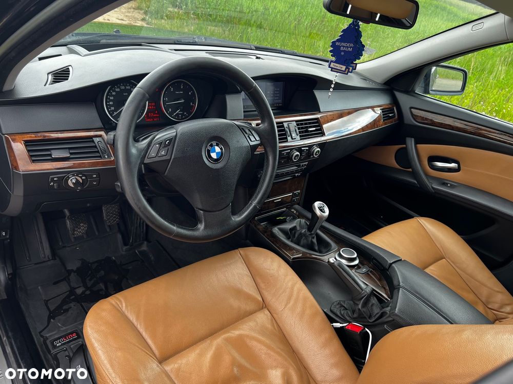 BMW Seria 5 530d - 12