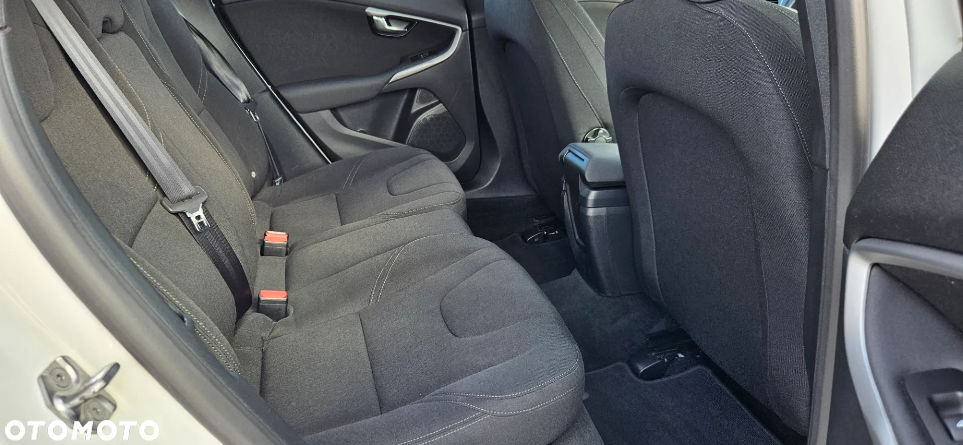 Volvo V40 D2 - 31