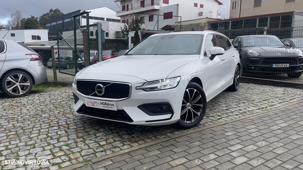 Volvo V60 D3 Momentum Pro - 11