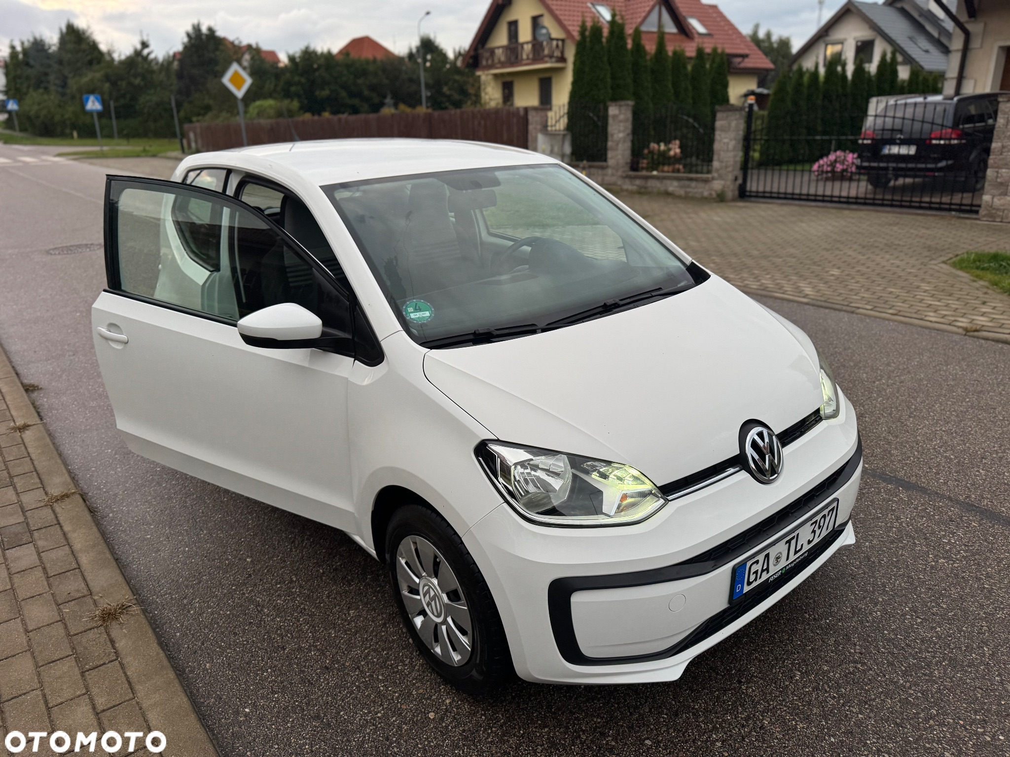 Volkswagen up! 1.0 move - 38