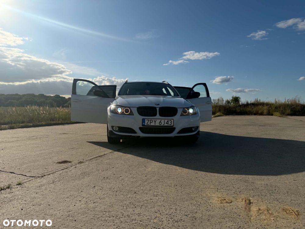 BMW Seria 3 320d DPF - 3