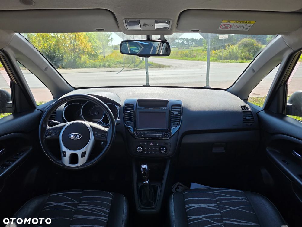 Kia Venga 1.4 Business Line - 8