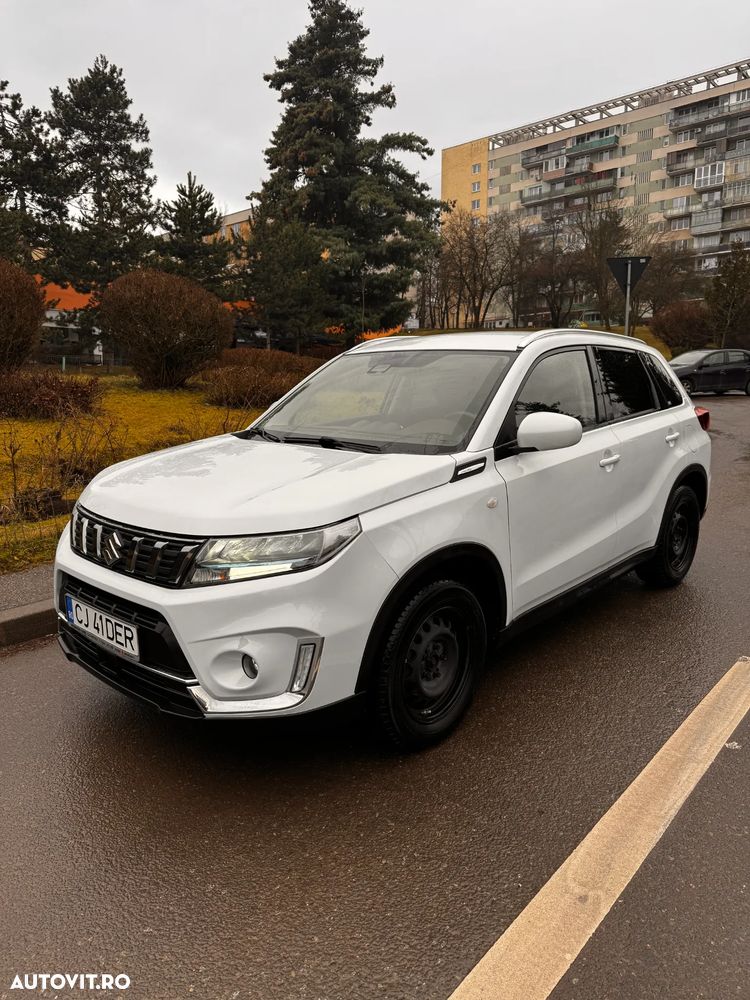 Suzuki Vitara 1.4 Boosterjet MHEV Passion - 2