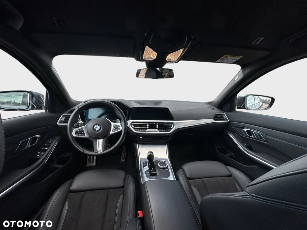 BMW Seria 3 320d Touring M Sport - 14