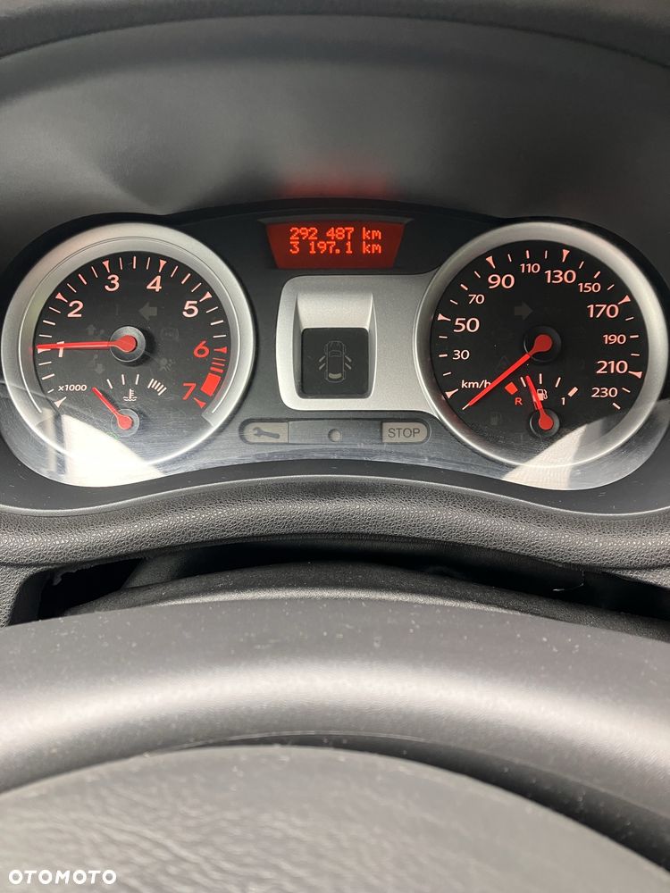 Renault Clio - 8