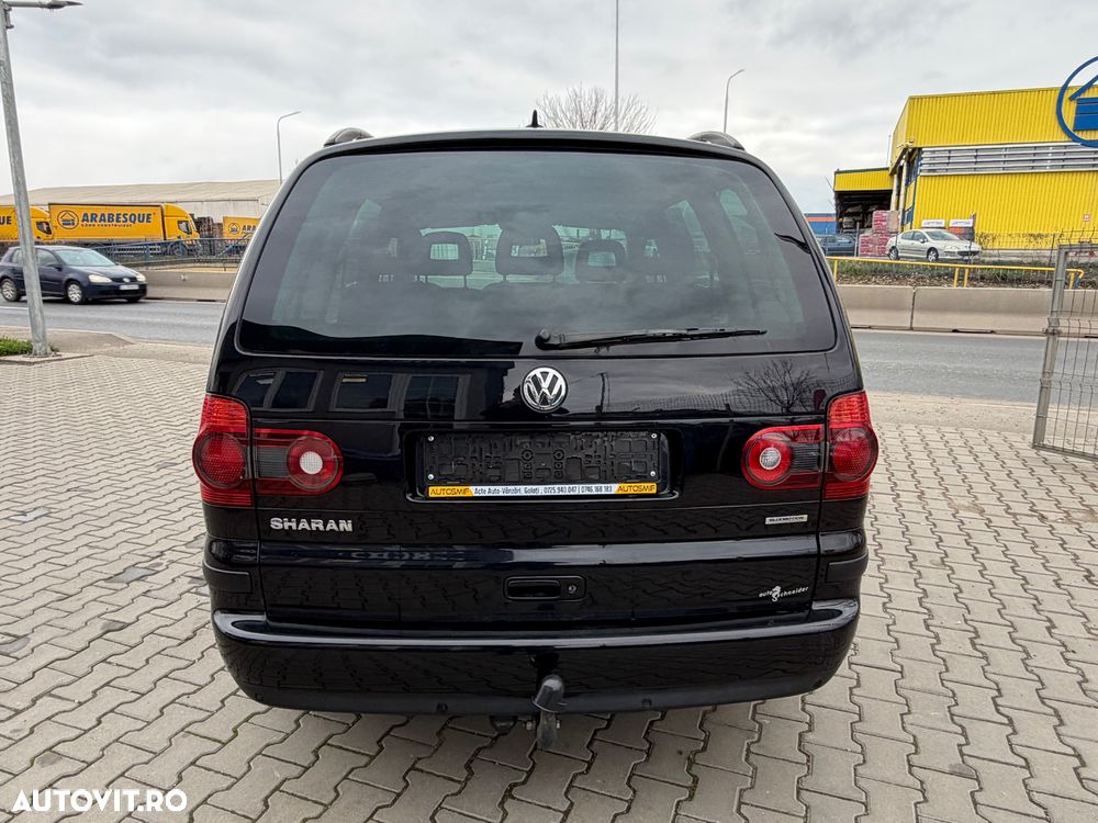 Volkswagen Sharan 2.0 TDI DPF BlueMotion Comfortline - 24