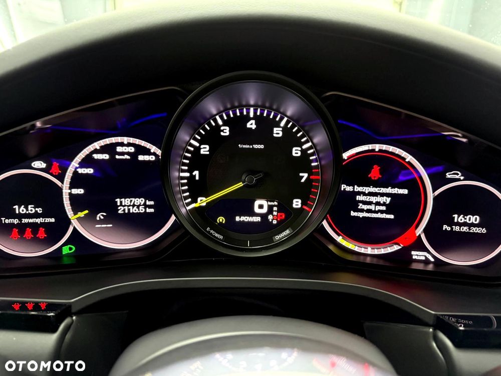 Porsche Cayenne E-Hybrid Platinum Edition - 16