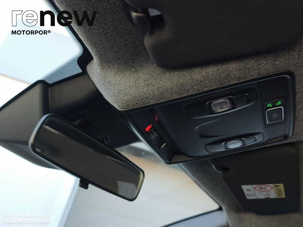 Renault Captur 1.0 TCe Equilibre Bi-Fuel - 27