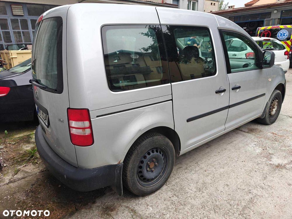 Volkswagen Caddy - 3