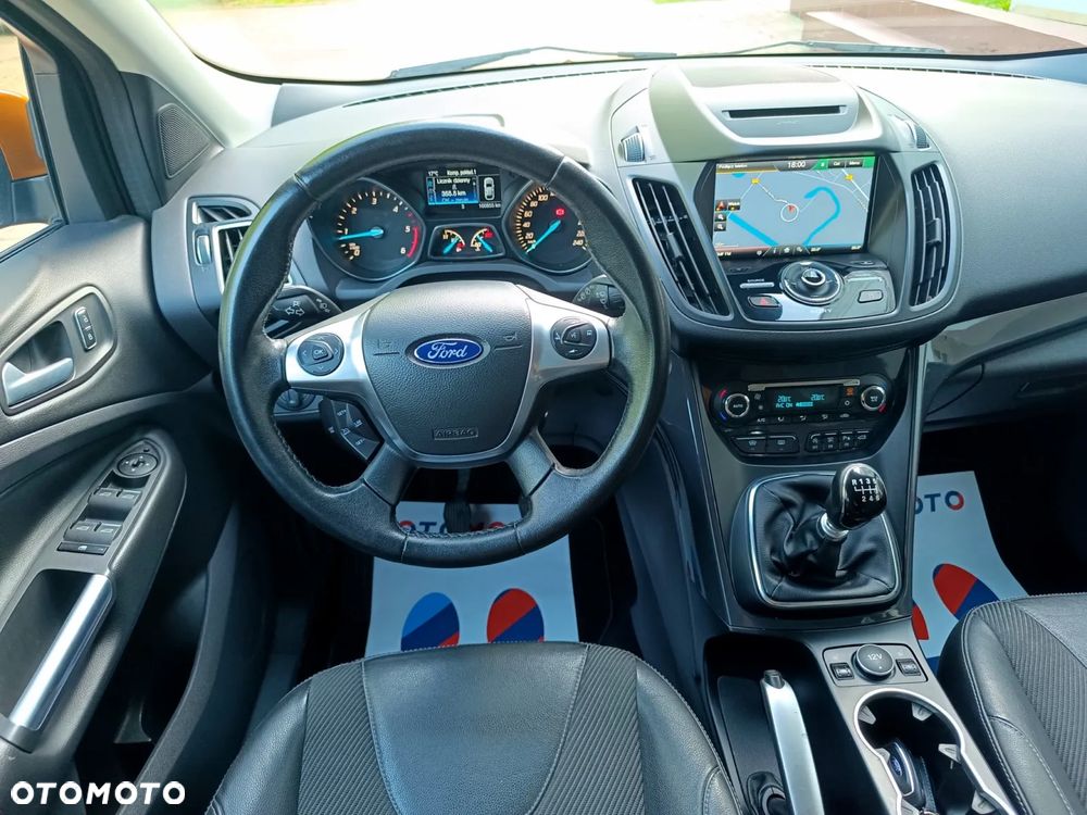 Ford Kuga 2.0 TDCi 4x4 Titanium - 27