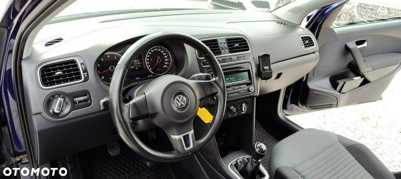 Volkswagen Polo - 21