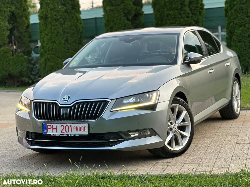 Skoda Superb 2.0 TDI DSG Style - 1