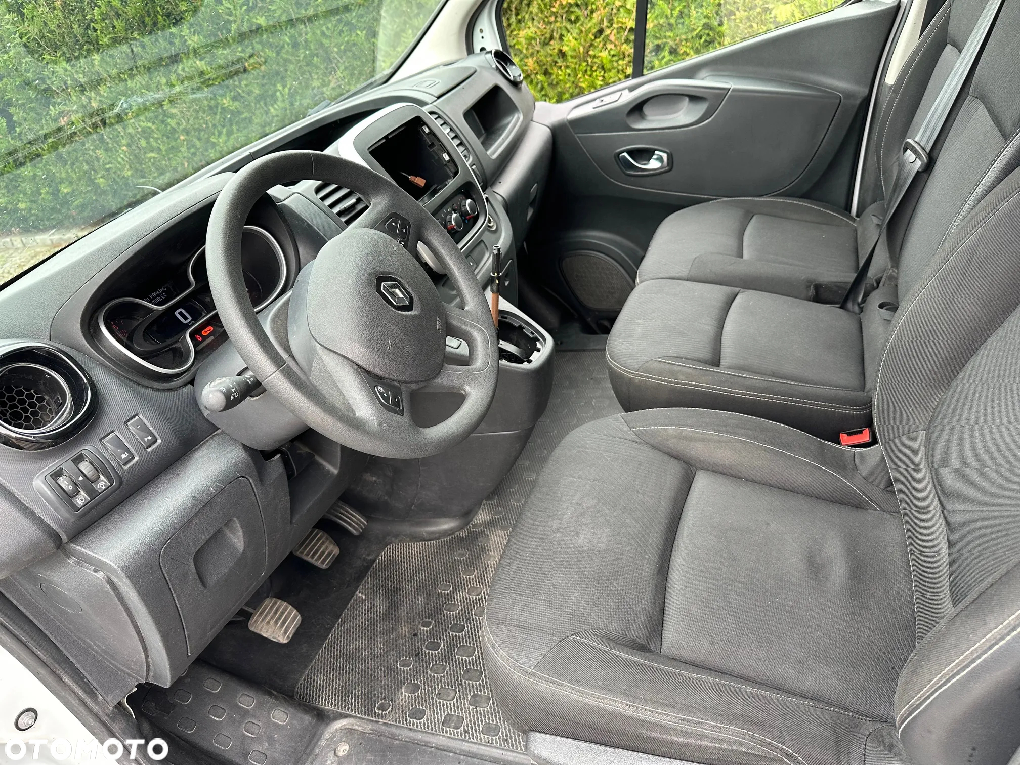 Renault Trafic - 6