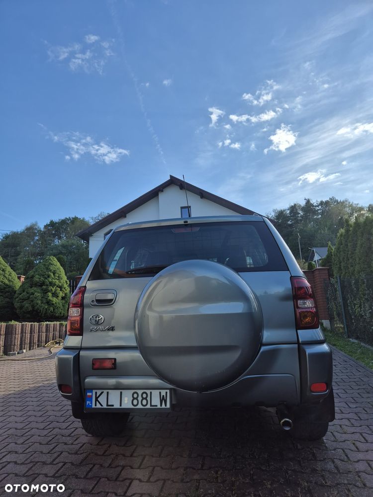 Toyota RAV4 2.0 VVT-i Sol - 11