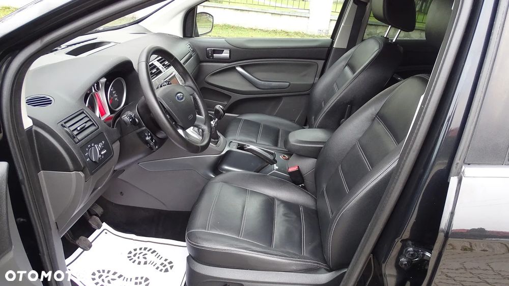 Ford Kuga 2.0 TDCi Titanium - 11