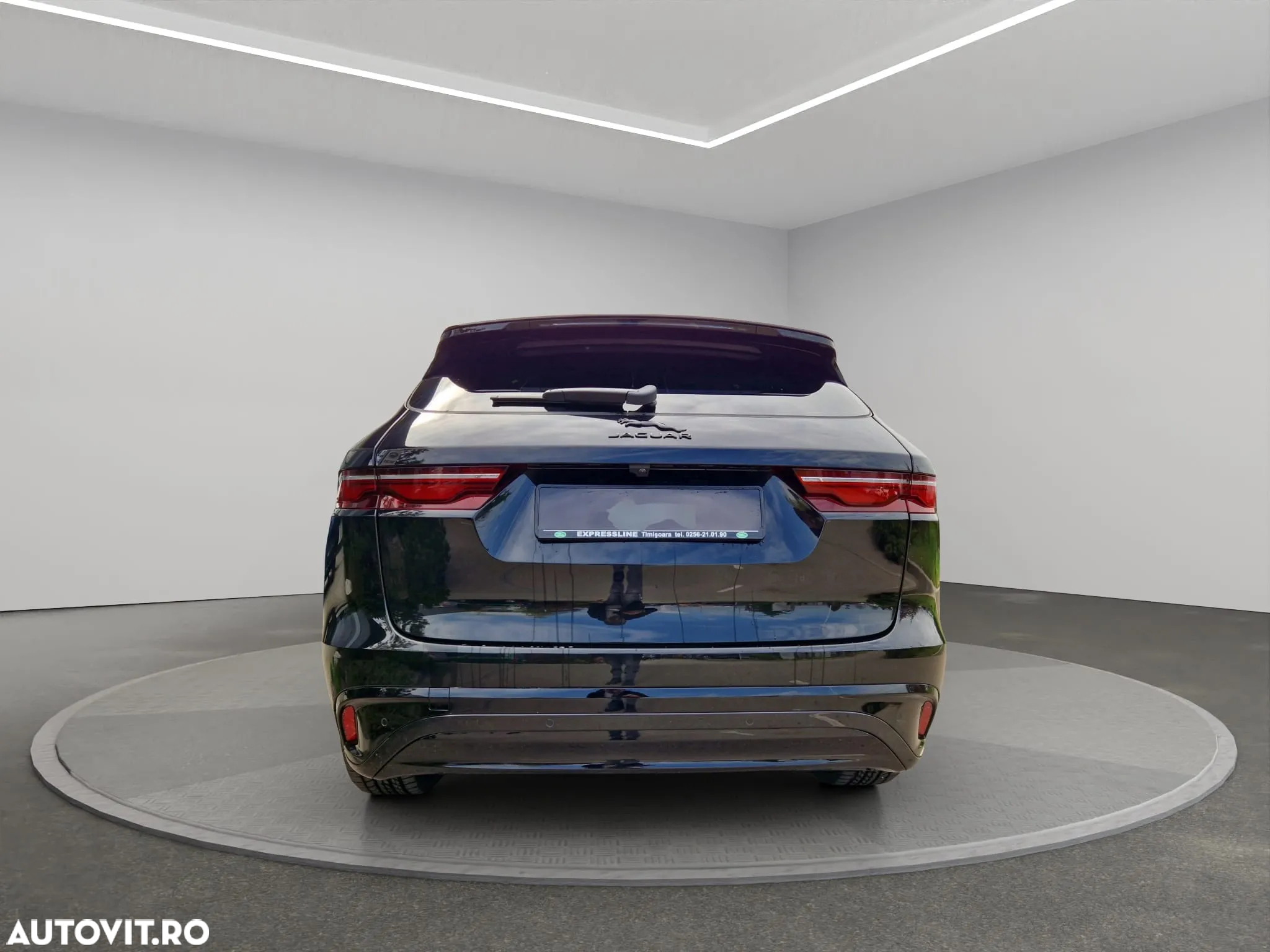 Jaguar F-Pace D200 AWD R-Dynamic SE - 5
