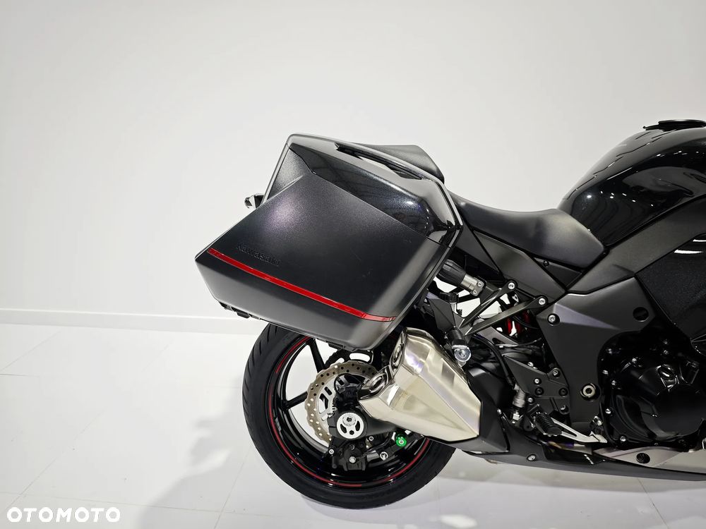 Kawasaki Ninja 1000 SX - 10
