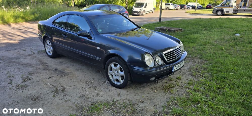 Mercedes-Benz CLK - 2