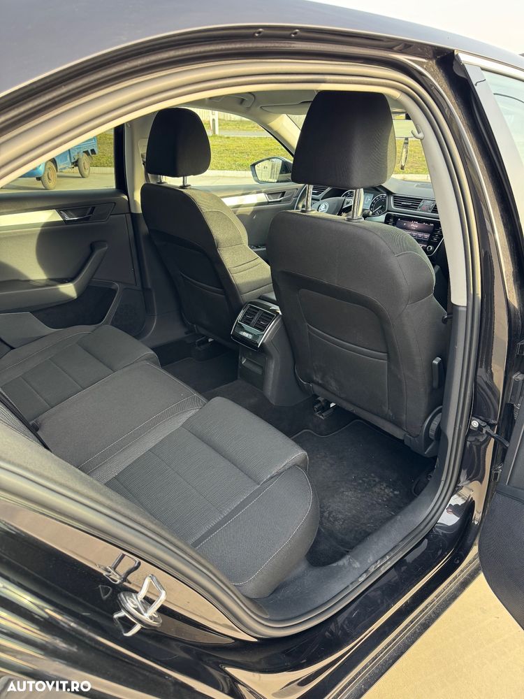 Skoda Superb 1.5 TSI ACT DSG Ambition - 23