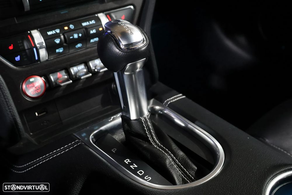 Ford Mustang 2.3i EcoBoost Aut. - 23