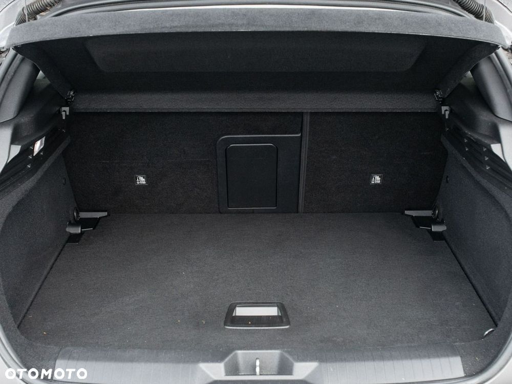 Opel Astra 1.2 T Elegance S&S - 26