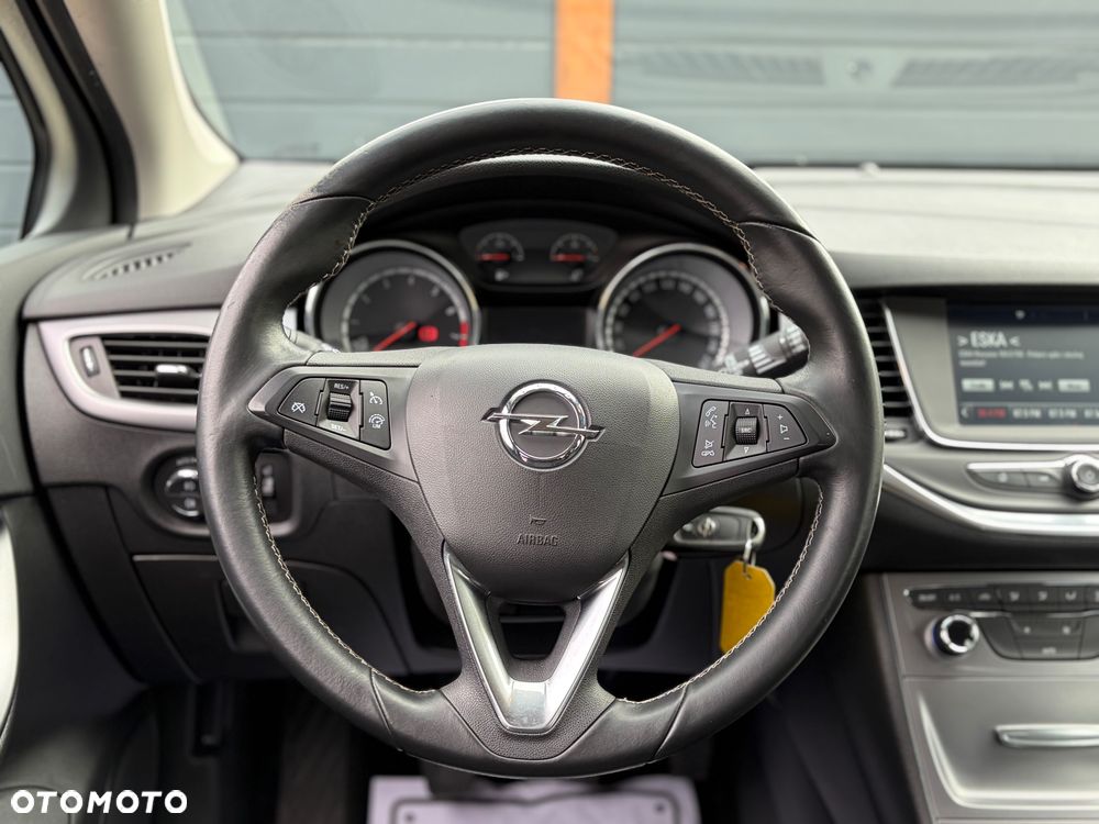 Opel Astra 1.0 T Dynamic S&S - 17