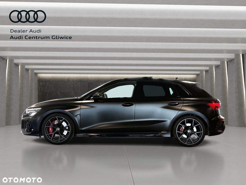 Audi RS3 Sportback - 4