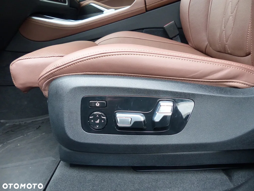 BMW X5 xDrive40d mHEV M Sport sport - 17