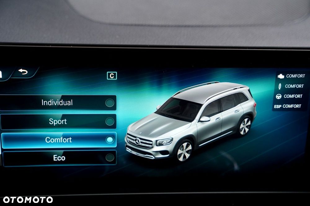 Mercedes-Benz GLB 250 4Matic 8G-DCT AMG Line Advanced Plus - 35