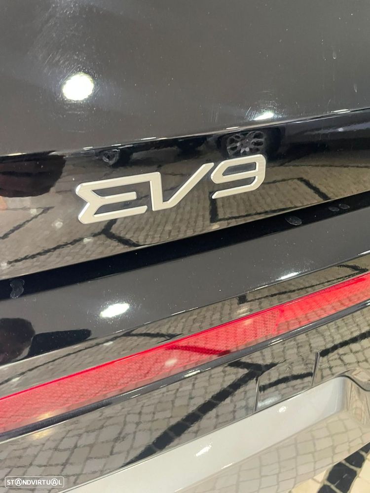 Kia EV9 98.8 kWh 1st Edition - 10