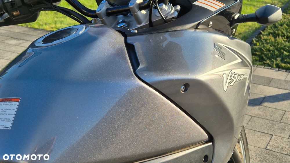 Suzuki V-STROM - 13