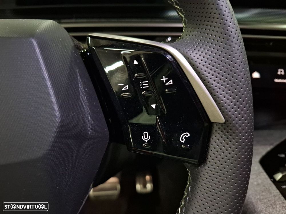 Peugeot 3008 1.2 Hybrid GT e-DCS6 - 19