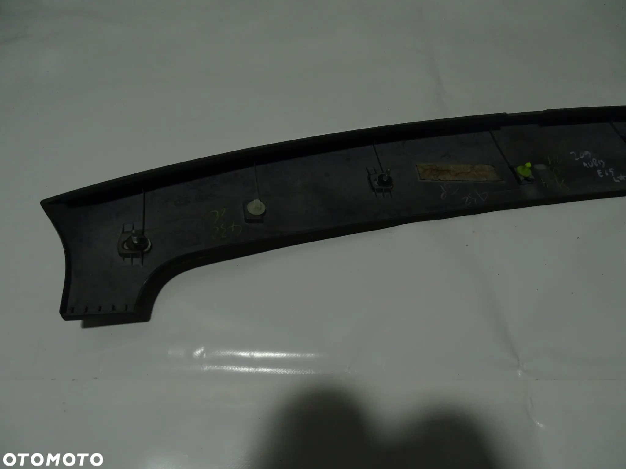 DASZEK SPOILER LOTKA KLAPY TOYOTA AURIS I E15 76085-02070 209 F-VAT - 4