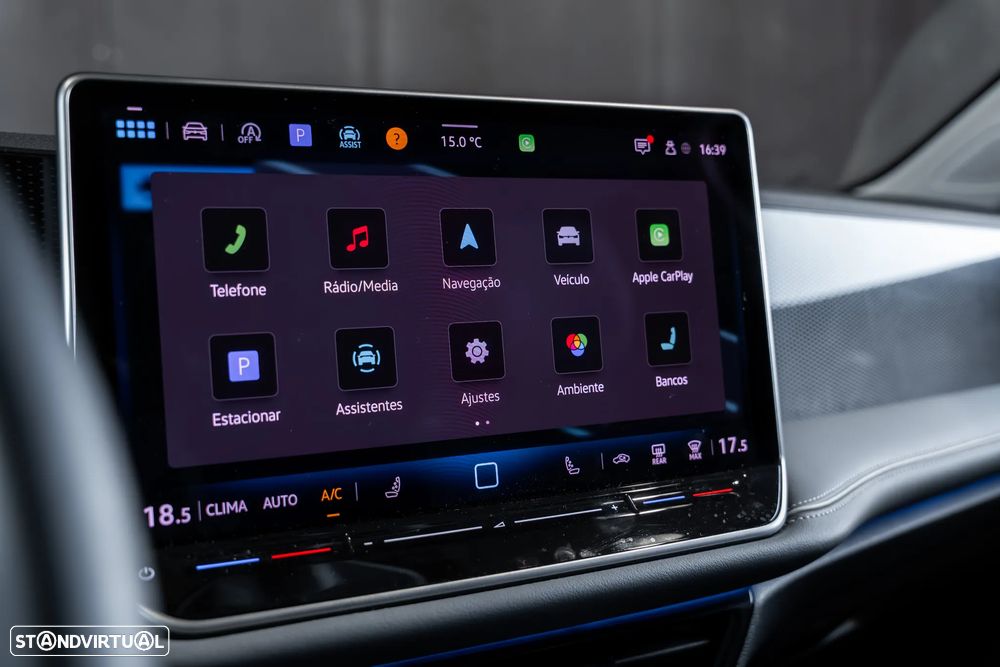 VW Passat Variant 2.0 TDi Business DSG - 17