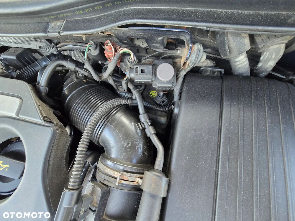 Volkswagen Passat 2.0 TDI 4Mot Highline - 30