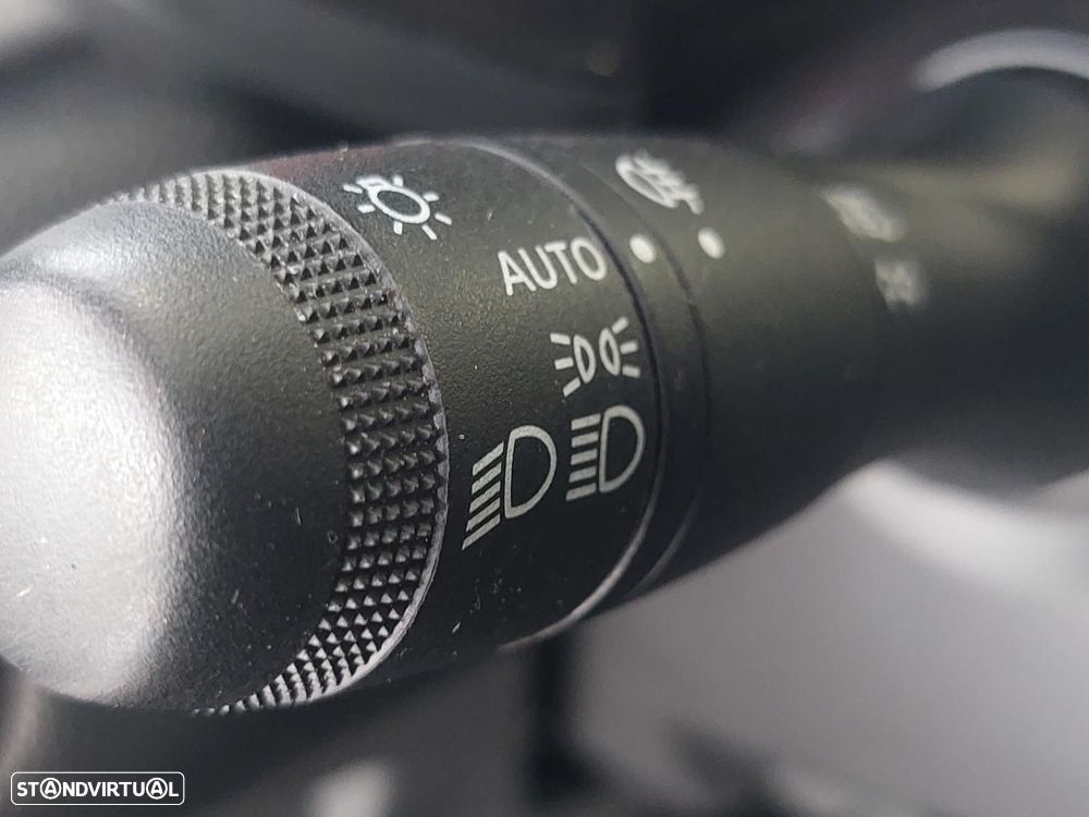 Renault Captur 1.0 TCe Intens - 18